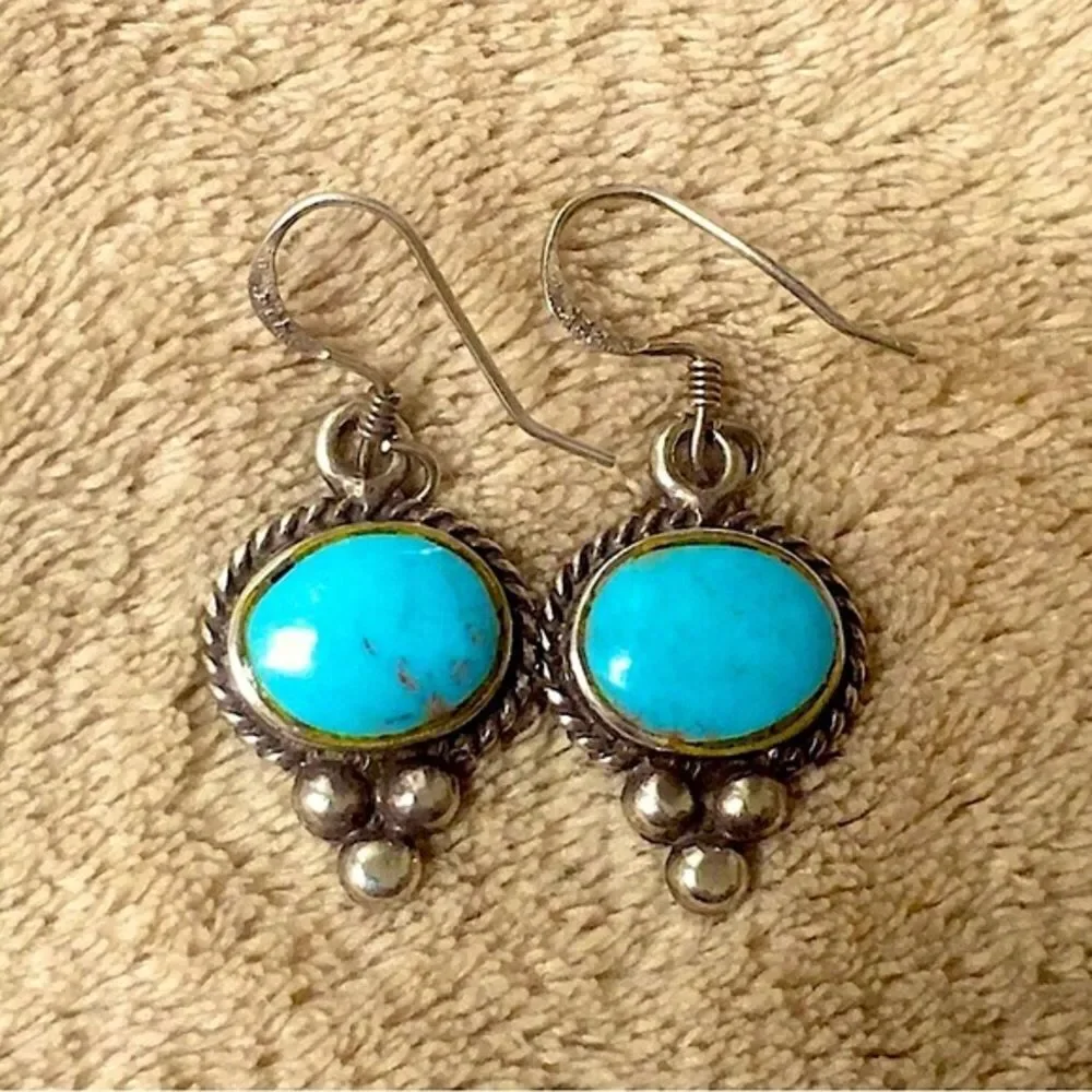SOLD Vintage Turquoise Rope Encircled Turquoise Sterling Silver Earrings - Picture 1 of 6